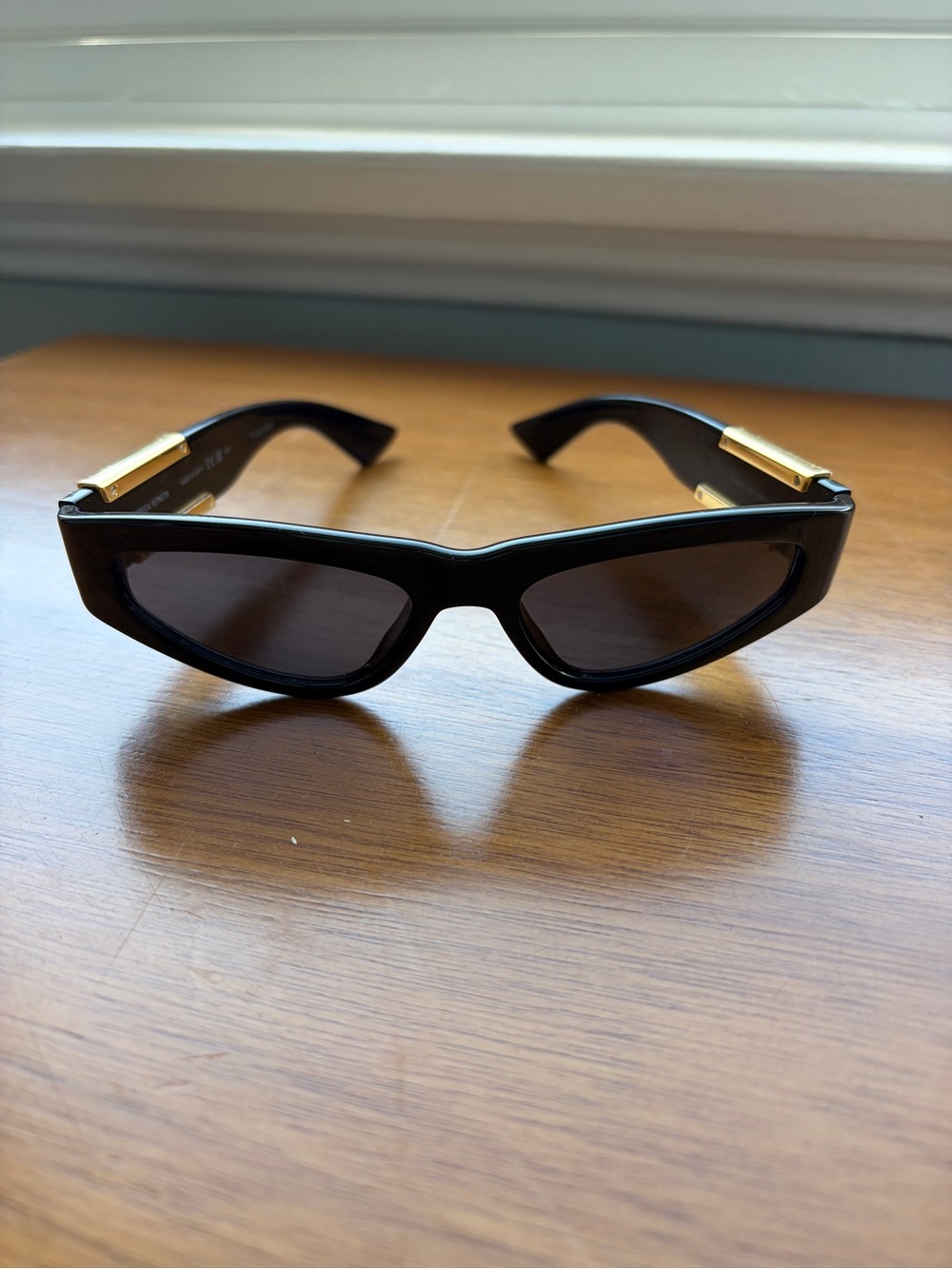 Bottega Veneta Cat Eye Sunglasses - Picture 12 of 16